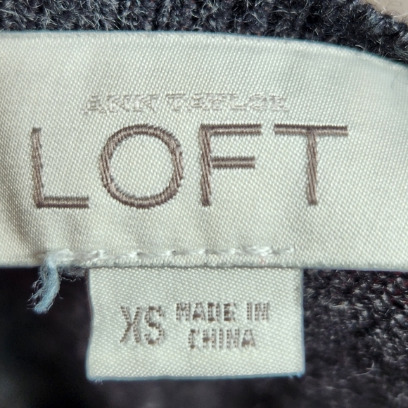 Ann Taylor LOFT Grey Long Sleeve Visible Zipper Sweater Size XSmall - Picture 6 of 6